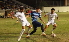 Menemen FK 3'te 3 yaptı