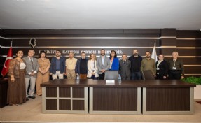 Narlıdere 3. yaş üniversitesi’nde ilk ders zili çaldı