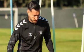 Önce penaltı, sonra kendi kalesine gol: Sefa Özdemir’in talihsiz haftaları