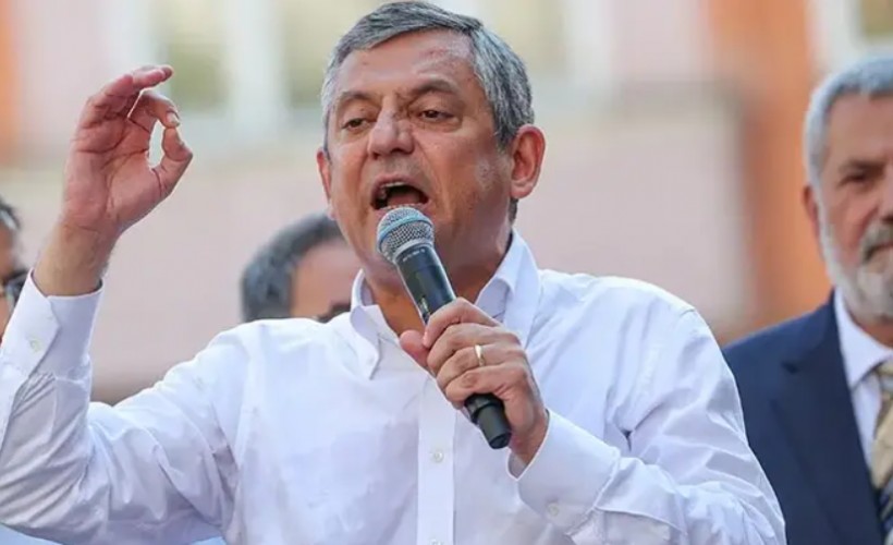 Özel’den İzmir mesajı: 'Özgür yarışın önünde hiçbir engel yok'