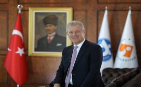 Özgener'den Cumhuriyet Bayramı mesajı