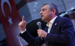 Özgür Özel İzmir'e geliyor!