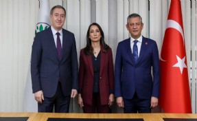 Özgür Özel, bugün DEM Parti heyetiyle görüşecek