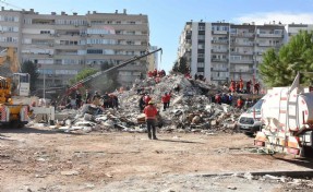 Sözbilir’den İzmir için kritik fay uyarısı: 4 fay daha yakın gelecekte deprem üretebilir
