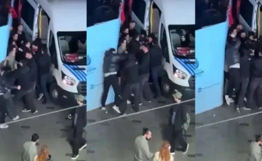 Taksim’de Soma protestosu: Gençler polis müdahalesiyle gözaltına alındı