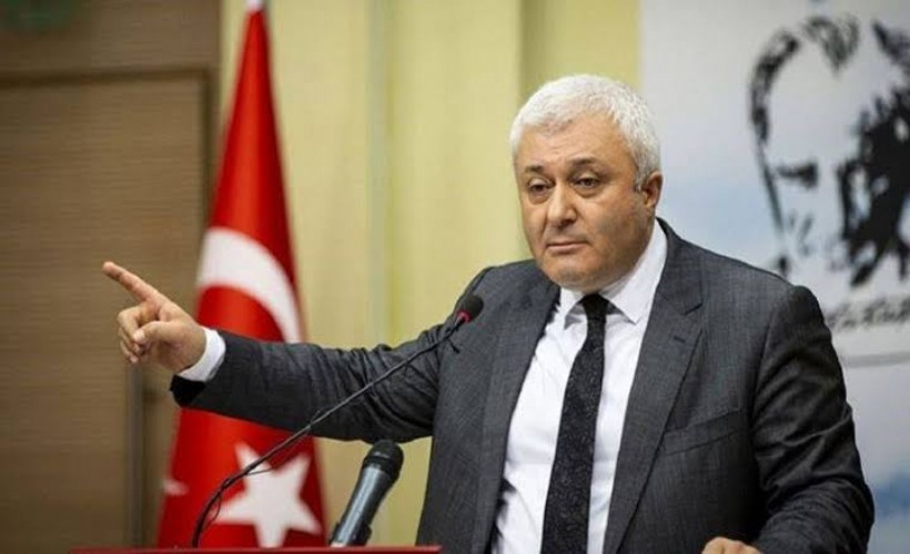 Tuncay Özkan'dan Cemil Tugay'a ağır sözler: 'Döneklik abidesi ve tükenmiş bir insansın!'