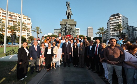 YENİ Parti İzmir sahaya iniyor: 'İzmir için ortak ses yükseliyor'