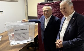 YENİ Parti'de büyük heyecan: Aziz Kocaoğlu oyunu kullandı