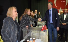 YENİ Parti’de İzmir il başkanlığı için üyeler sandık başında... Ensar Aytekin: 'Parti içi demokrasi şöleni yaşıyoruz'