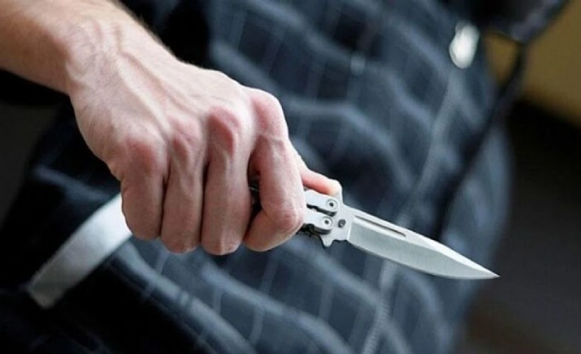 14 yaşındaki çocuk arkadaşını bıçakladı; Serbest bırakıldı