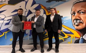 AK Parti İzmir’de gençlik kollarında iki yeni atama