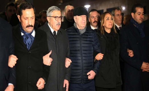 AK Parti'li Hüseyin Yayman ile kol kola görüntüsü çok konuşulmuştu: Ümit Özdağ konuştu