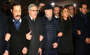 AK Parti'li Hüseyin Yayman ile kol kola görüntüsü çok konuşulmuştu: Ümit Özdağ konuştu