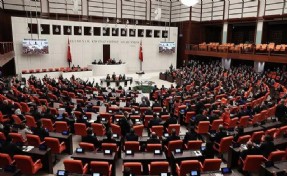 AK Parti'nin Meclis'e sunacağı yasanın detayları: Emekli ikramiyesi, sosyal medya düzenlemesi...
