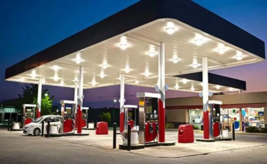 Akaryakıtta tabela yine değişti: Bir zam daha