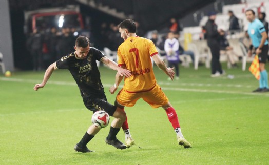 Altay ve Tire FK berabere kaldı