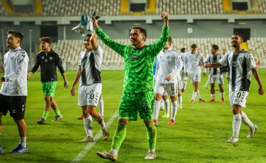 Altay’a derbi öncesi kaleci şoku: Semih 6 hafta yok