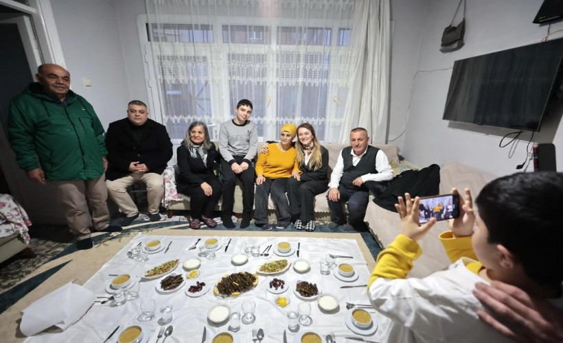 Başkan Mutlu iftar sofrasına konuk oldu