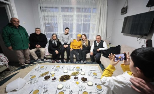 Başkan Mutlu iftar sofrasına konuk oldu