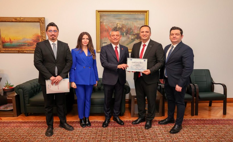 Bornova Avrupa standartlarında belediyeciliğini tescilledi