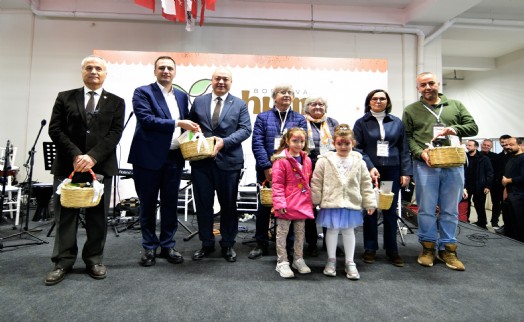 Bornova’da Tohum Takas Şenliği ile toprağın hafızası geleceğe taşındı