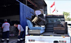 Bornova’dan sel mağdurlarına güçlü dayanışma; 'Askıda Eşya' kampanyası