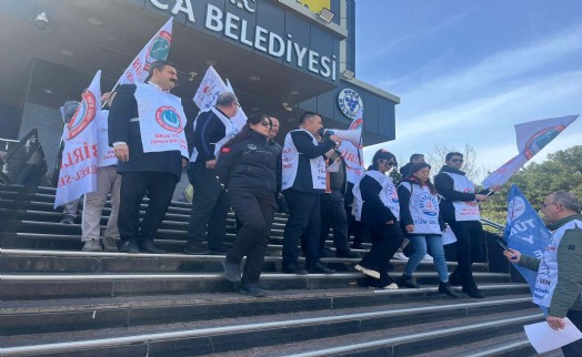 Buca Belediyesi'ndeki memur eylemi 5'inci günde