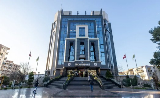 Buca Belediyesi’ne operasyon: 26 gözaltı