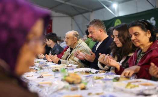Buca Belediyesi’nin iftar sofrası Şirinyer’de kurulacak