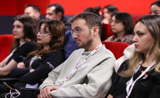 Buca’da geleceğin psikologlarına 'afet' semineri