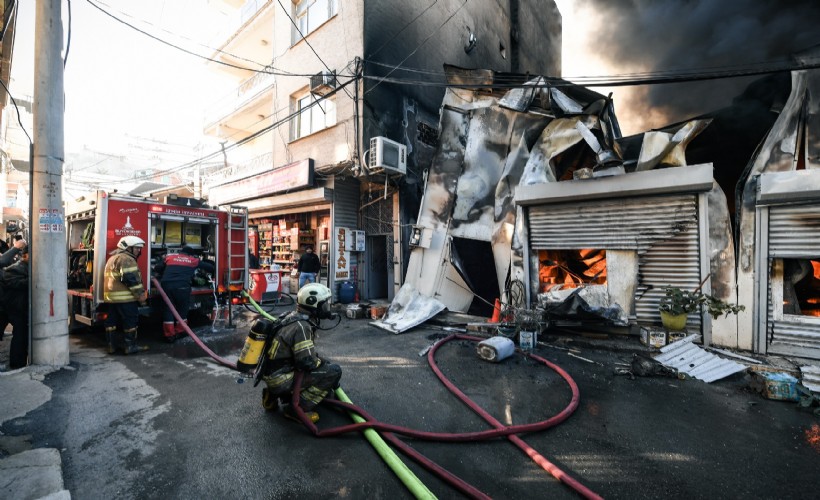 Buca’da iş yeri yangını panik yarattı