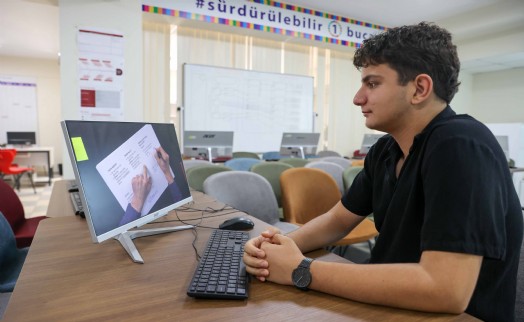 Buca’dan deprem bölgesine eğitim köprüsü