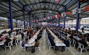 Büyükşehir'den ramazanda 30 ilçede iftar buluşması: İlk sofra Gaziemir’de kurulacak