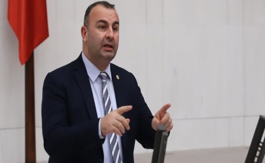 CHP'li Arslan'dan Alsancak Limanı ve Meslek Fabrikası çıkışı, AK Parti'li İnan'a 'tembel' yanıtı!