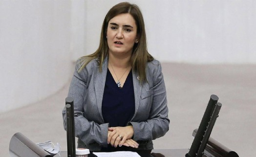 CHP'li Kılıç Ege Üniversitesi KYK Yurdu'ndaki iddialara ateş püskürdü: Sadece yurtların elektriği değil, demokrasinin ışığı da kesildi