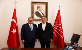 CHP'li Murat Emir'den 'Mesut Özarslan' açıklaması: Uzun süredir kapı kapı dolaştığını duymuştuk