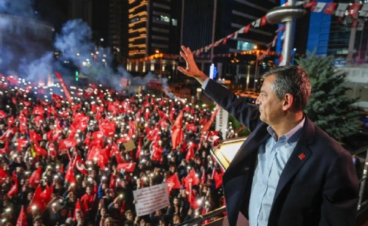 CHP Ataşehir'de... Özel Erdoğan'a seslendi: Türkiye'yi ayağa kaldıracağım!