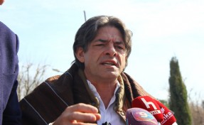Çiftçinin temsiliyet isyanına yanıt: Vekile gerek yok bakanlığa tekmeyle giriyorum!