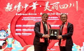 Çin Yeni Yılı İzmir’de kutlandı