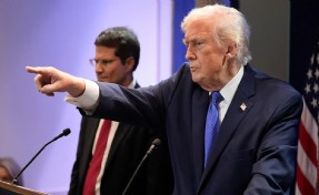 Donald Trump'un evinde olay: Bir kişi vuruldu
