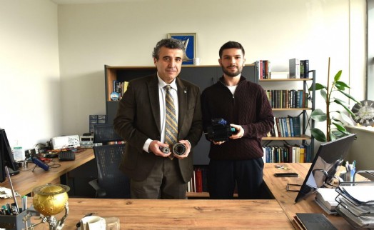 Egeli genç mühendis adayı 'yüksek hızlı elektrik motoru' geliştirdi