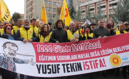 Eğitim-Sen, Yusuf Tekin'in görevdeki 1000 gününü anlattı