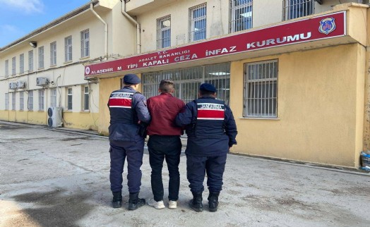 Firari hükümlüler jandarma baskınında yakalandı