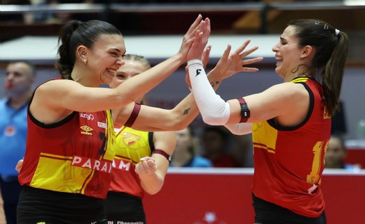 Göztepe evinde Vakıfbank'la oynuyor