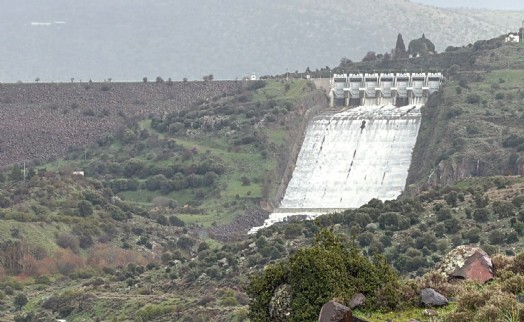 Güzelhisar Barajı maksimum doluluğa ulaştı; Kapaklar açıldı