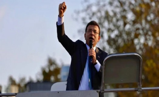 İmamoğlu için hazırlanan iddianameyi yapay zekaya yaptırmışlar! ChatGPT'nin notu ele verdi