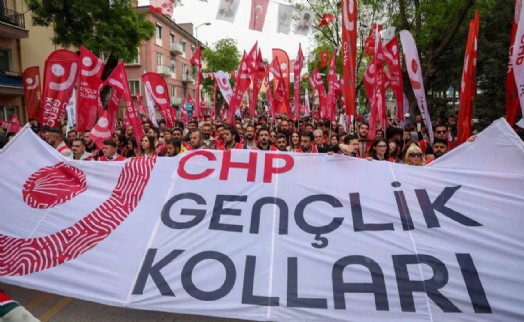 İmamoğlu’nun pankartını asmak suç sayıldı! Gözaltı sonrası CHP Gençlik Kolları'ndan açıklama