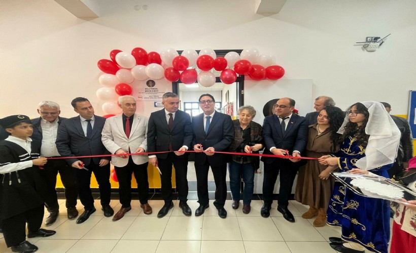 İzmir Depremi'nde kaybettiği ailesinin anısına 6. atölyeyi açtı