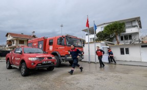 İzmir İtfaiyesi’nin 63’üncü istasyonu Şakran’da hizmete girdi