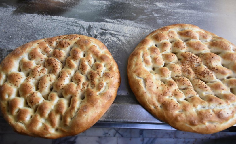 İzmir'de ramazan pidesinin fiyatı belli oldu
